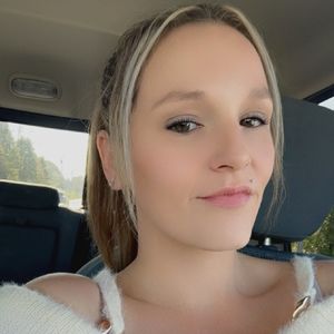 Meet your Posher, Saretta